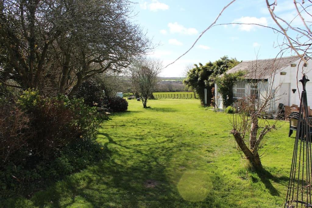 Cozy Country Cottage With Beautiful Rural Views Newquay (Cornwall) Exterior photo