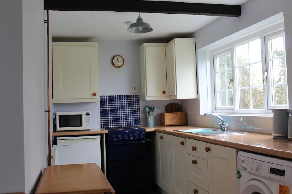 Cozy Country Cottage With Beautiful Rural Views Newquay (Cornwall) Exterior photo